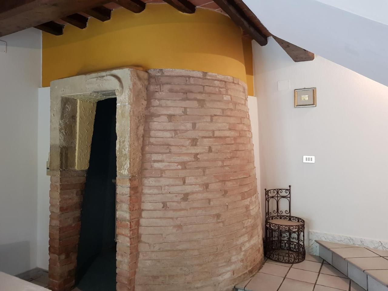 Guest House Il Giardino Colle Val D'Elsa Exterior photo